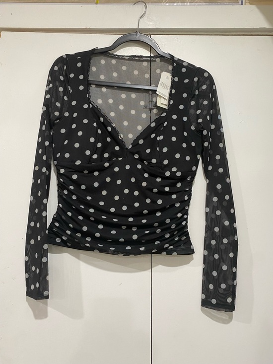 Abercrombie & Fitch Tops - Abercrombie Fitch Blouse medium Bra Free Black Polka Dot Long-Sleeve V-Neck Top